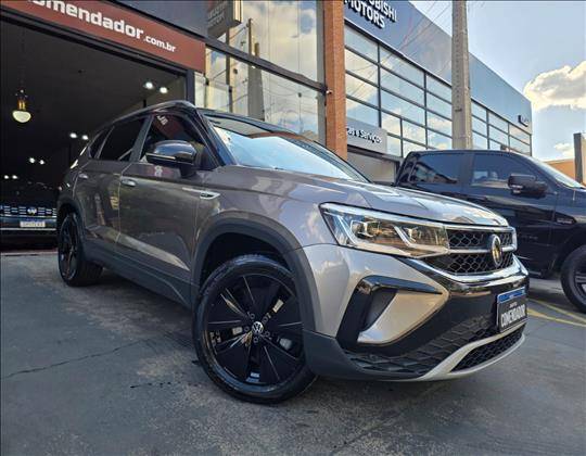 VOLKSWAGEN TAOS 1.4 250 TSI TOTAL FLEX HIGHLINE AUTOMÁTICO
